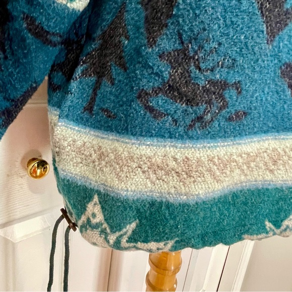 L.L. Bean Vintage Blue and Gray Wool Pullover Oversized Jacket Perfect Condition - Picture 5 of 9